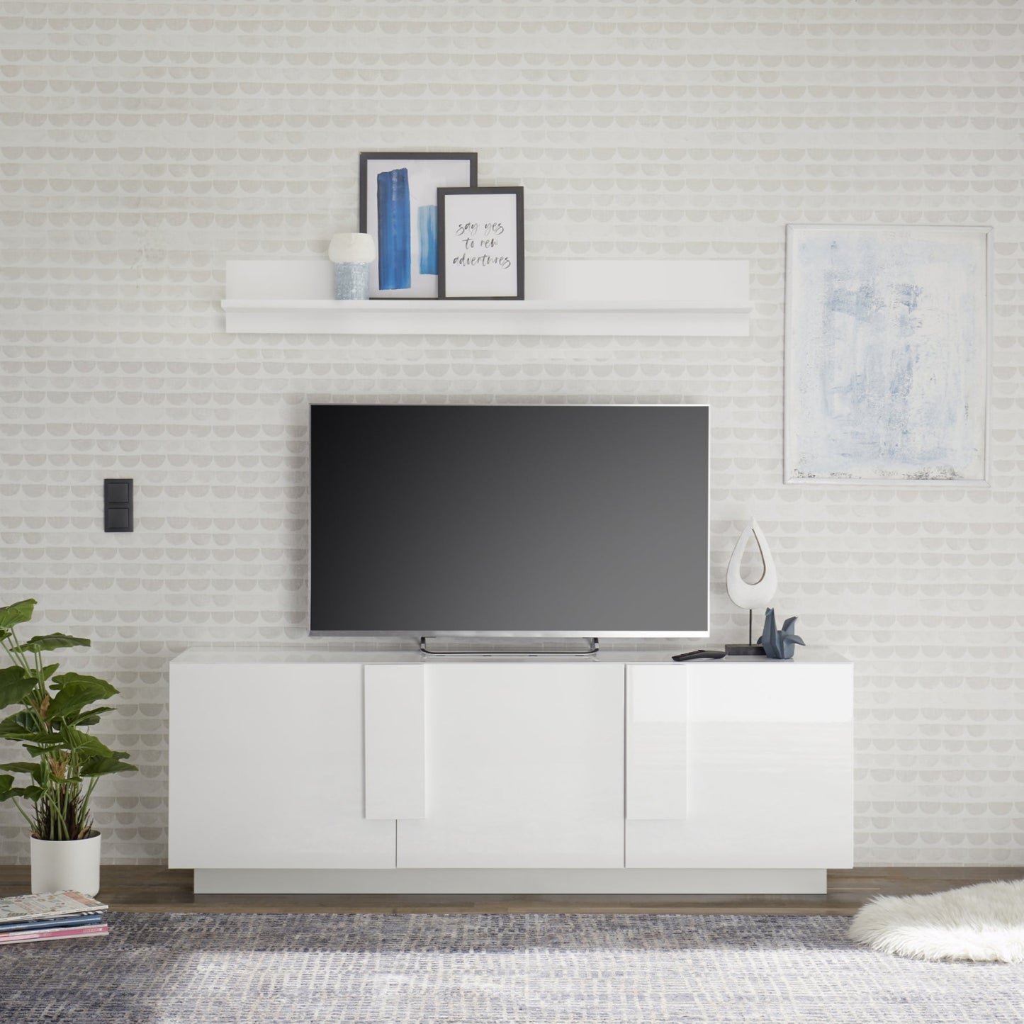 Jesolo TV Stand, Three Doors - Gloss White Finish
